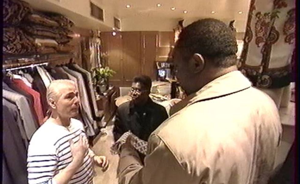 Teodorin fils du prèsident africain Obiang nguema(Guinèe èquatoriale) shopping à Paris